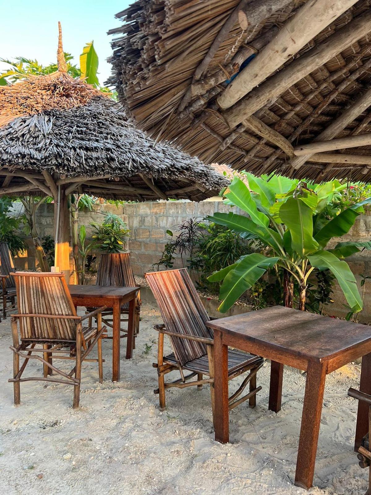 Mbuyuni Lodge Nungwi Buitenkant foto